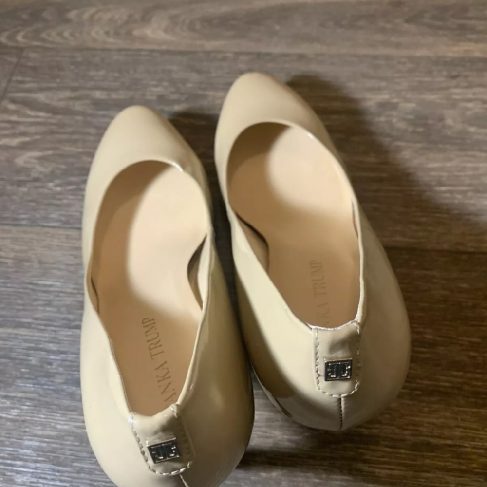 Ivanka trump women shoes size 8